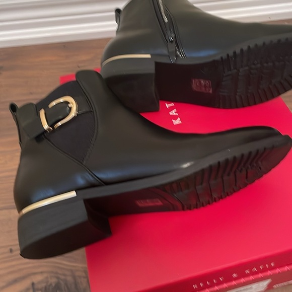 COPY - Ladies short boot size 7.5 wide - Picture 4 of 6